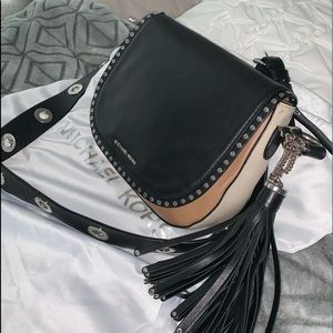 Micheal Kors leather Crossbody